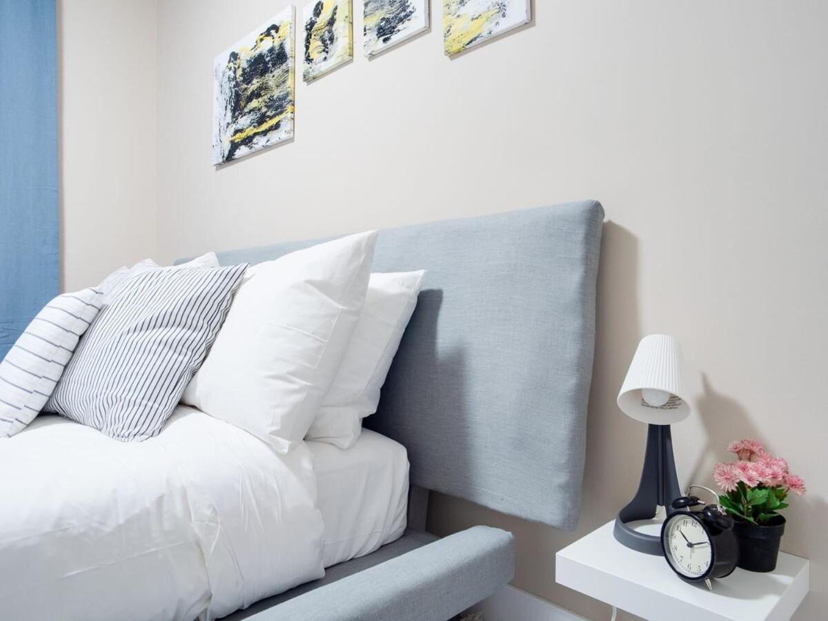 Gorgeous 2Br Condo W Parking Patio Coffee! YYC Dış mekan fotoğraf